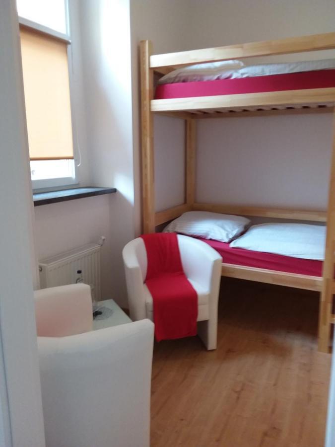 Living In The Box Hostel Βερολίνο Εξωτερικό φωτογραφία