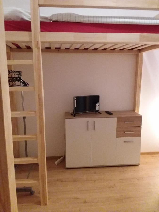 Living In The Box Hostel Βερολίνο Εξωτερικό φωτογραφία